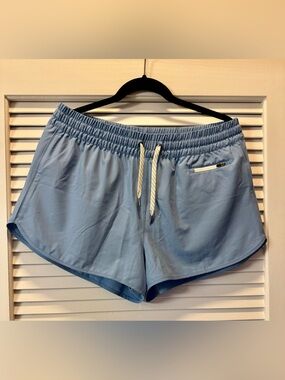 Vuori Clementine 2.0 Shorts 2.5” inseam, XL